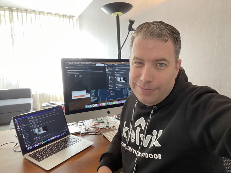 Geoffrey Reemer at his desk